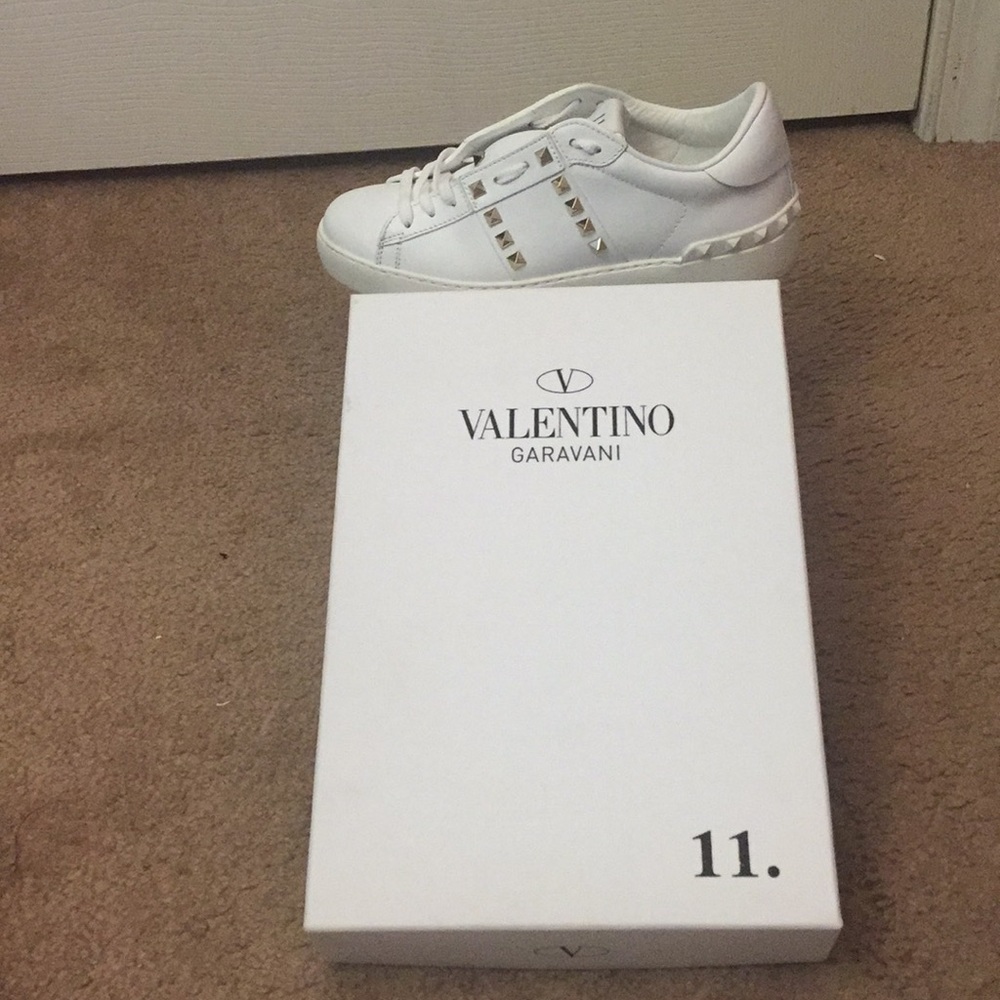 Valentino Garavani rockstudded white sneakers